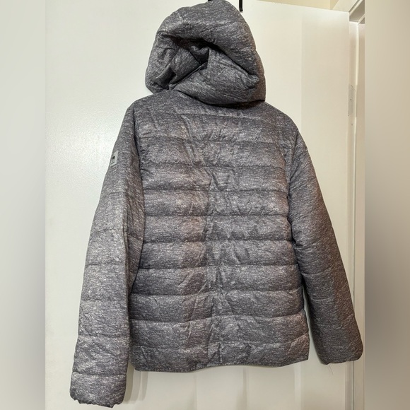 Abercrombie Kids Light Puffer Hooded Jacket. Fully Lined Size 15/16. - Picture 2 of 13